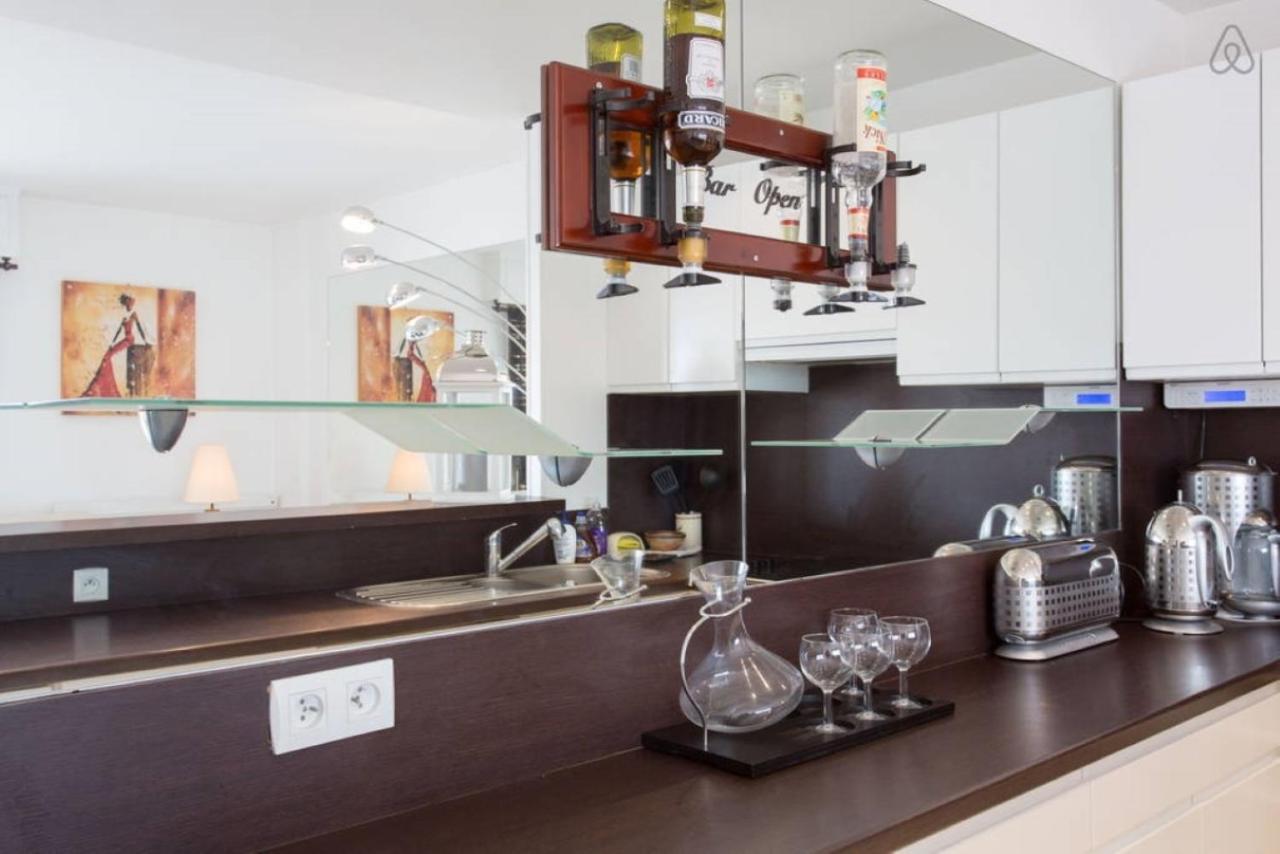 Appartement F3 Vue Mer Et Croisette Cannes Esterno foto