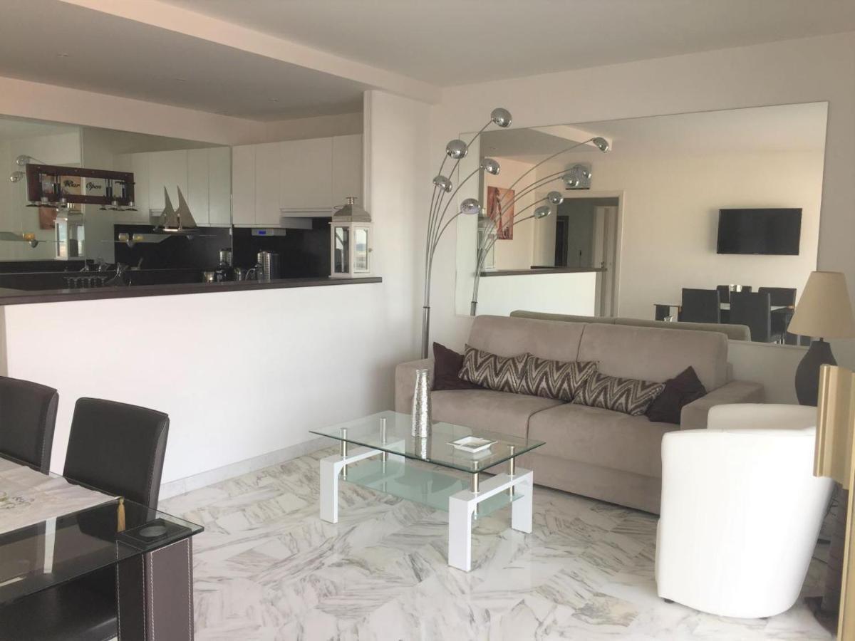 Appartement F3 Vue Mer Et Croisette Cannes Esterno foto