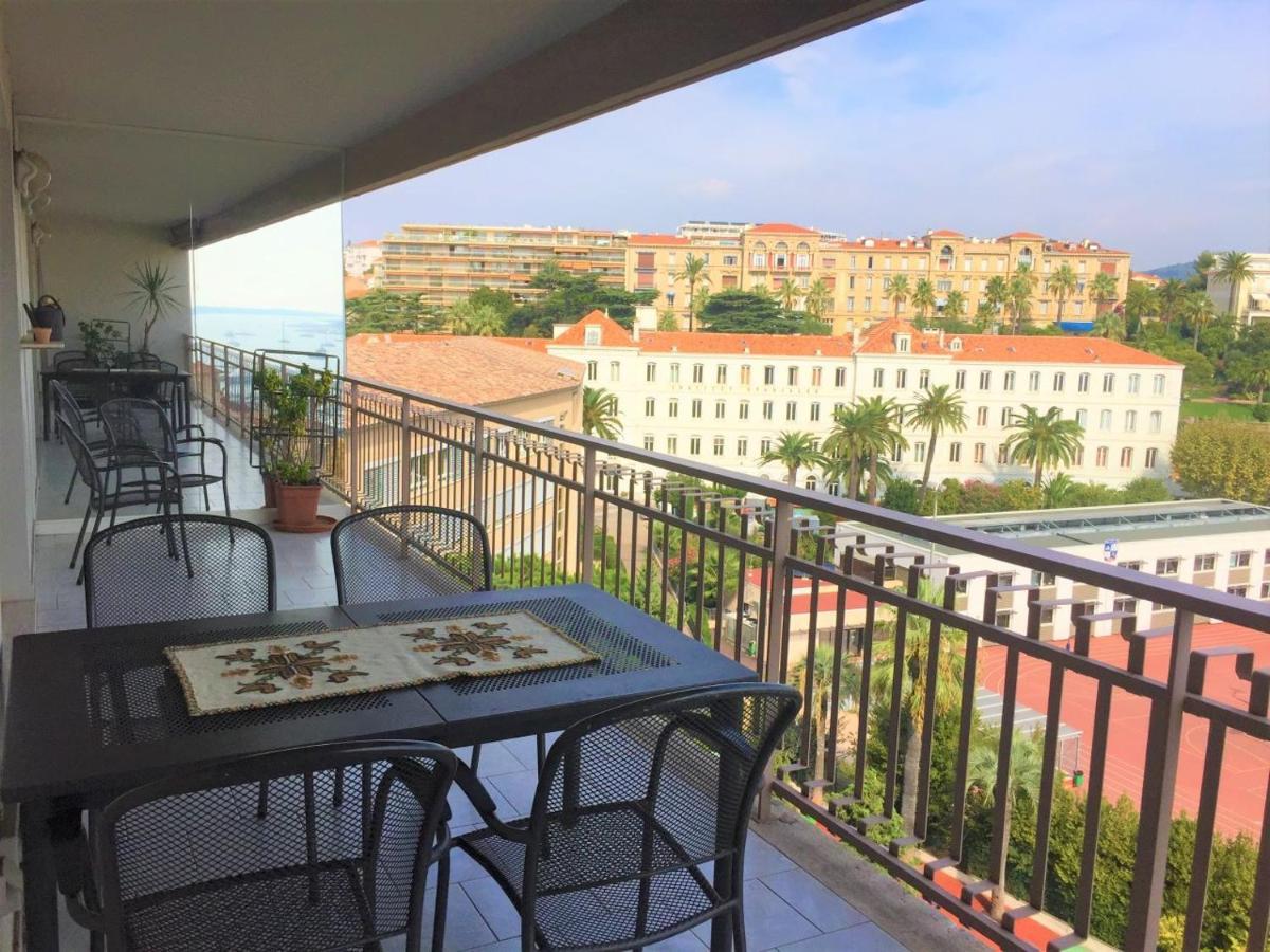 Appartement F3 Vue Mer Et Croisette Cannes Esterno foto