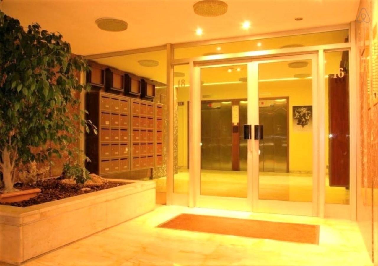 Appartement F3 Vue Mer Et Croisette Cannes Esterno foto